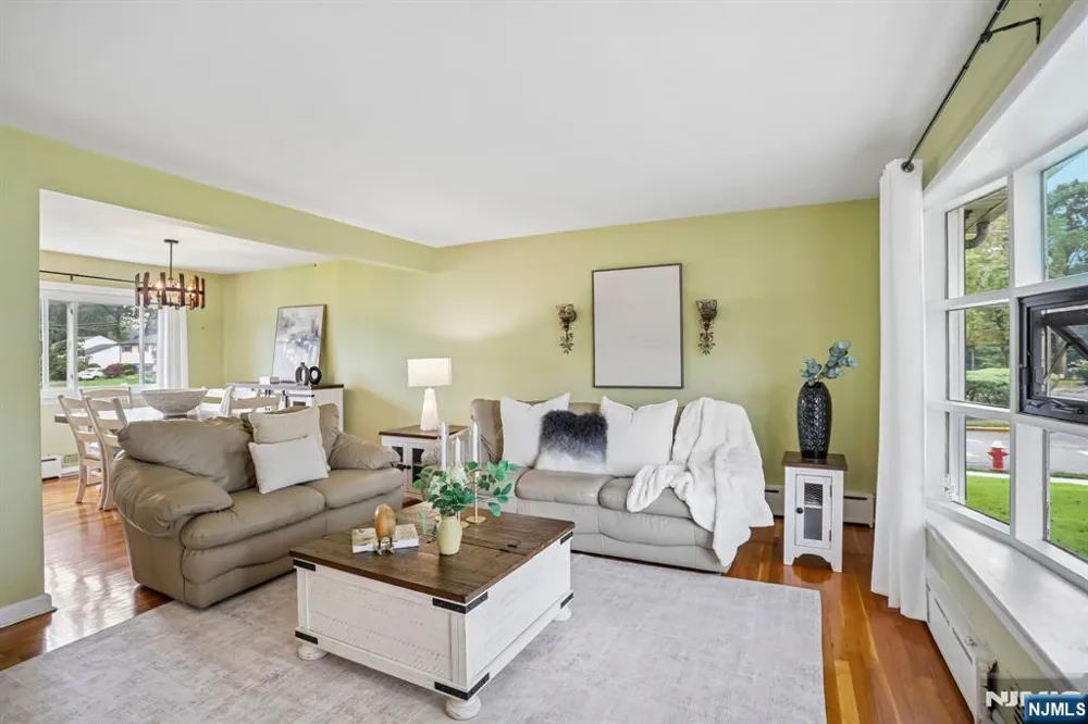 145 Sutton Place New Milford, NJ 07646
