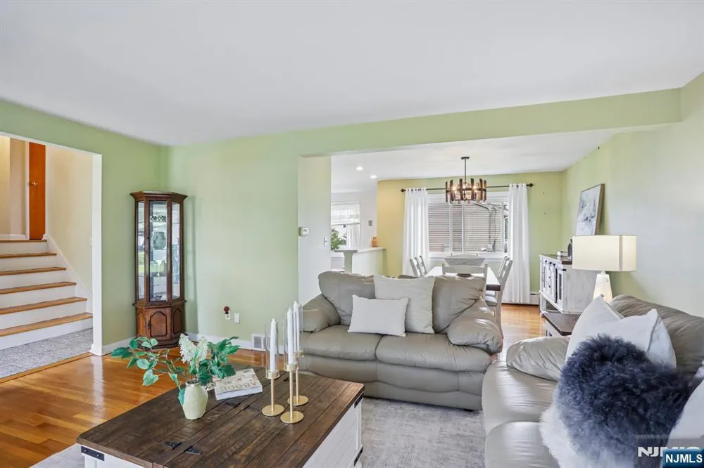 145 Sutton Place New Milford, NJ 07646