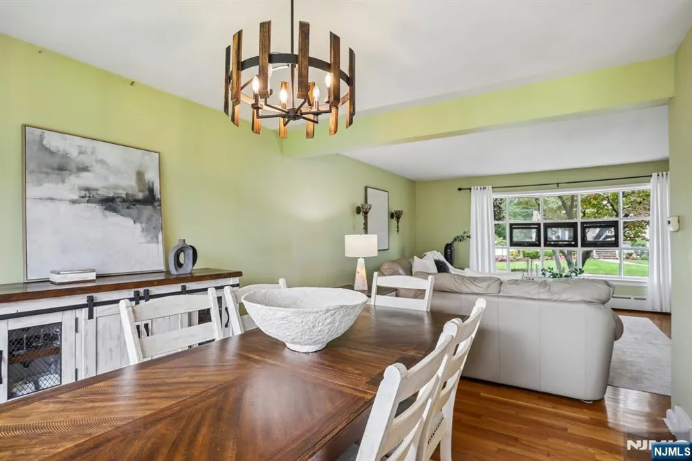 145 Sutton Place New Milford, NJ 07646