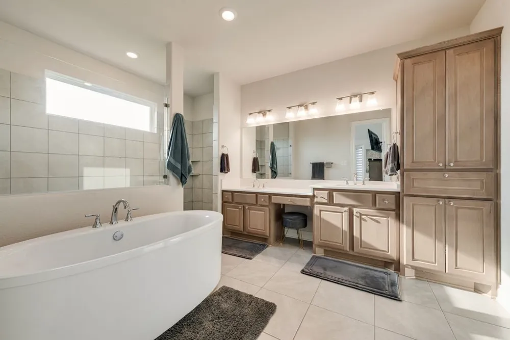 481 Ike Road Waxahachie, TX 75165
