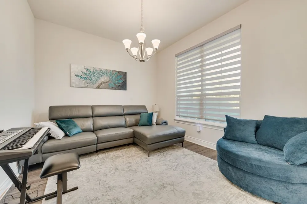 481 Ike Road Waxahachie, TX 75165