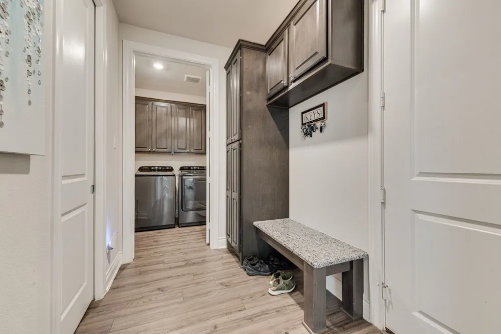 481 Ike Road Waxahachie, TX 75165