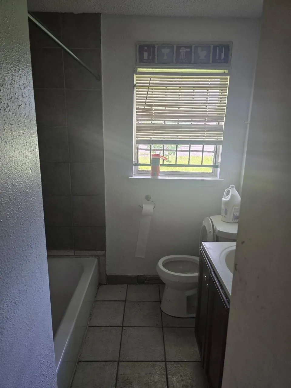 3410 Barberry Houston, TX 77051