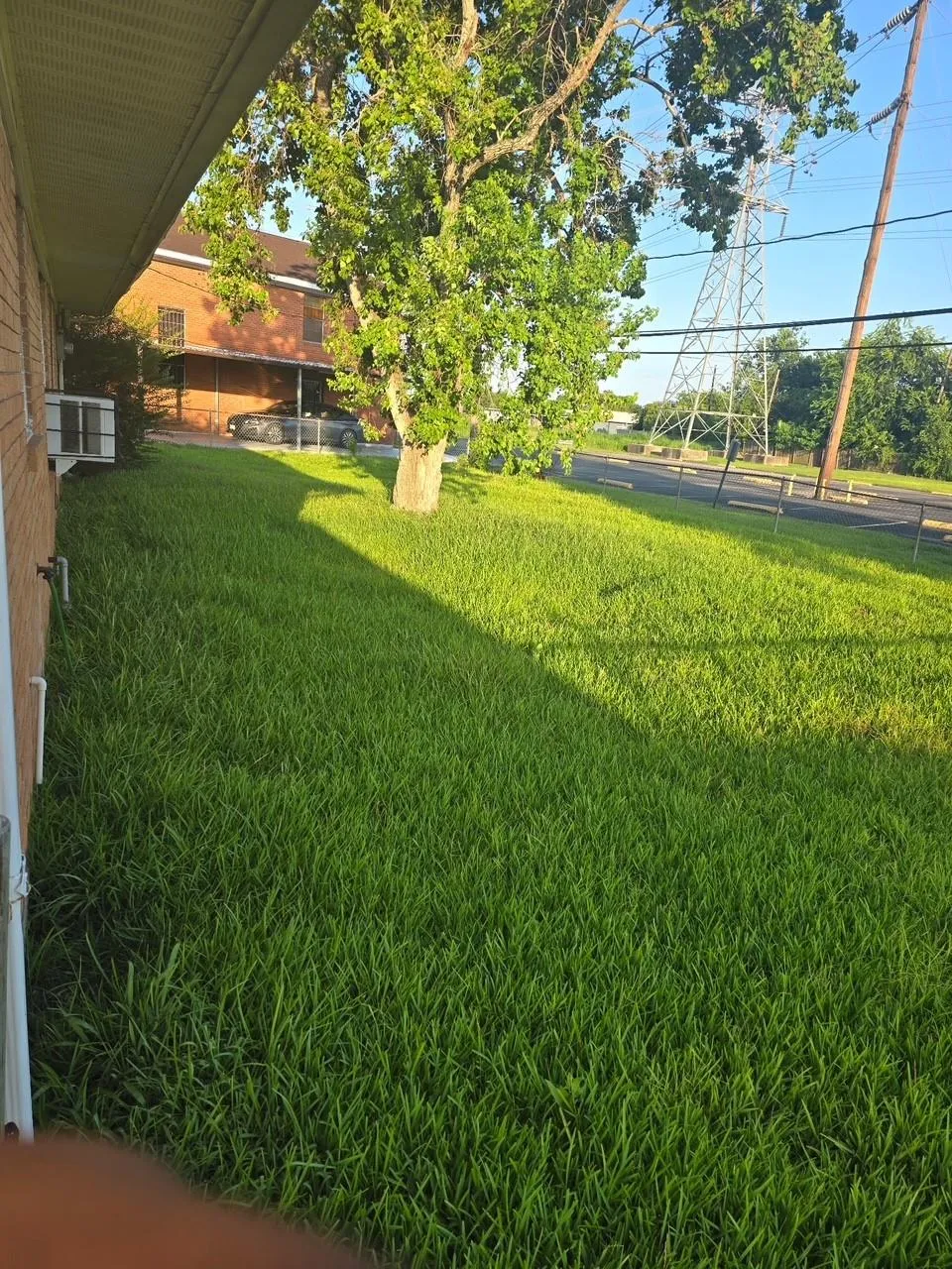 3410 Barberry Houston, TX 77051