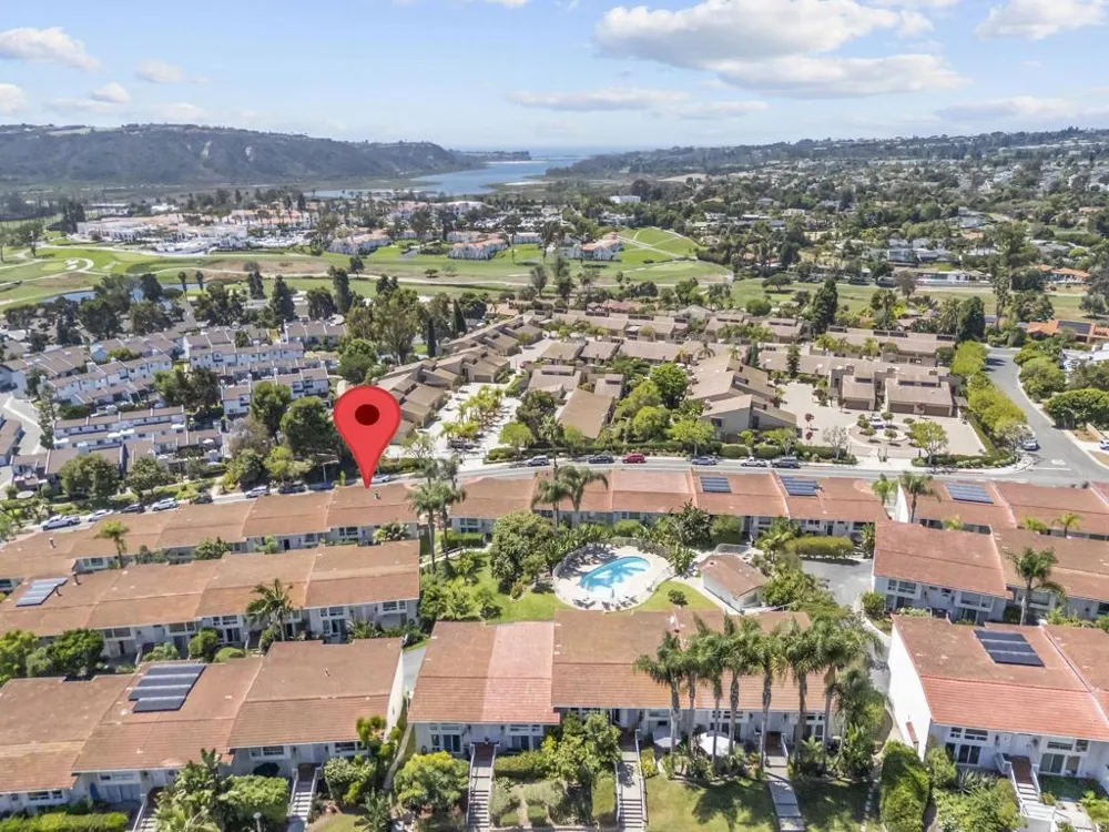 2335 Caringa Way #18 Carlsbad, CA 92009
