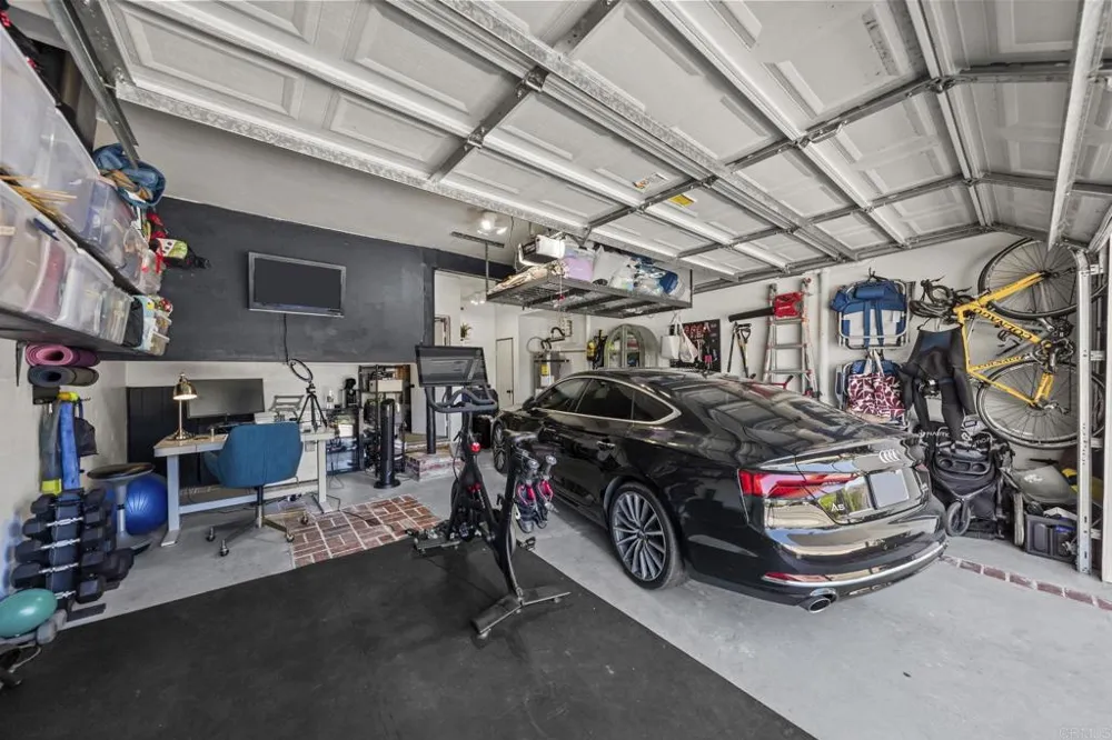 2335 Caringa Way #18 Carlsbad, CA 92009
