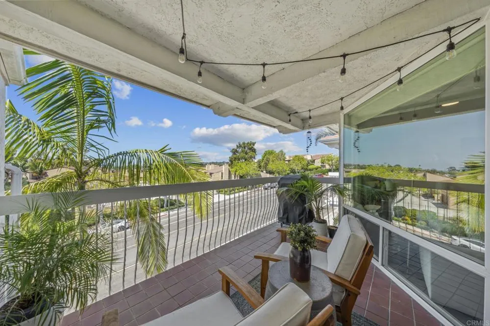 2335 Caringa Way #18 Carlsbad, CA 92009
