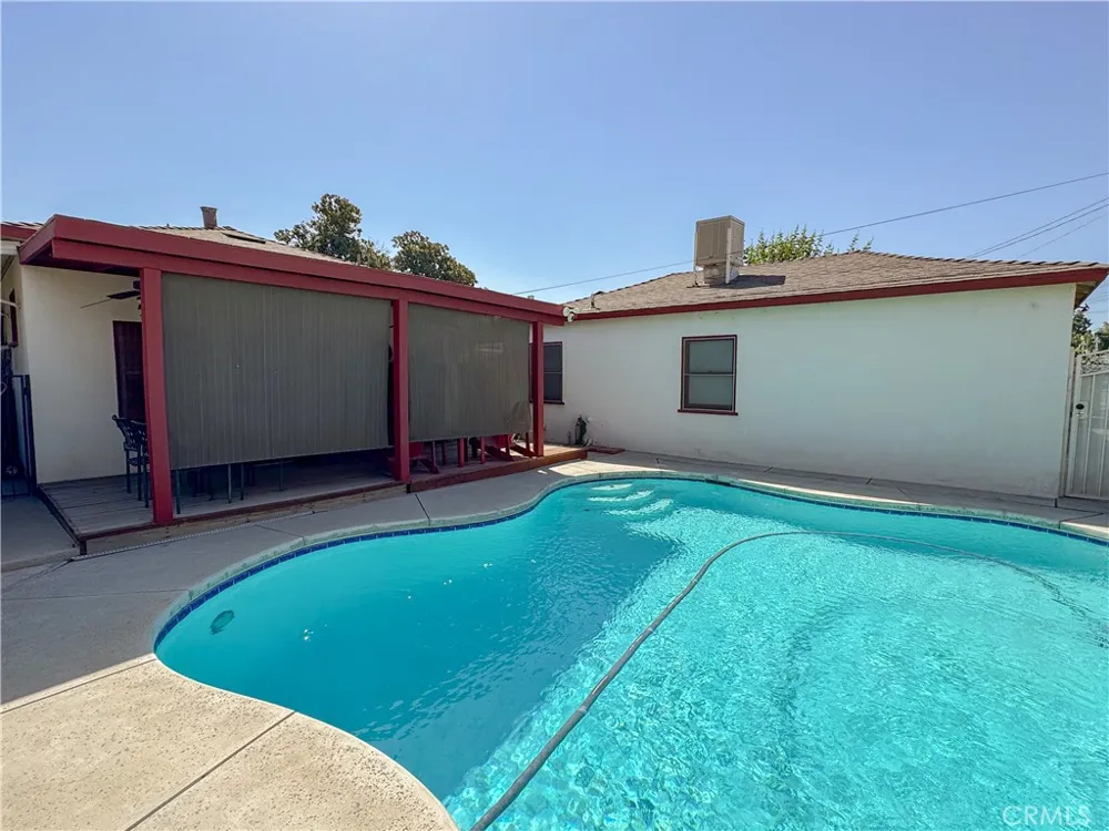 1653 Olive Street Bakersfield, CA 93301