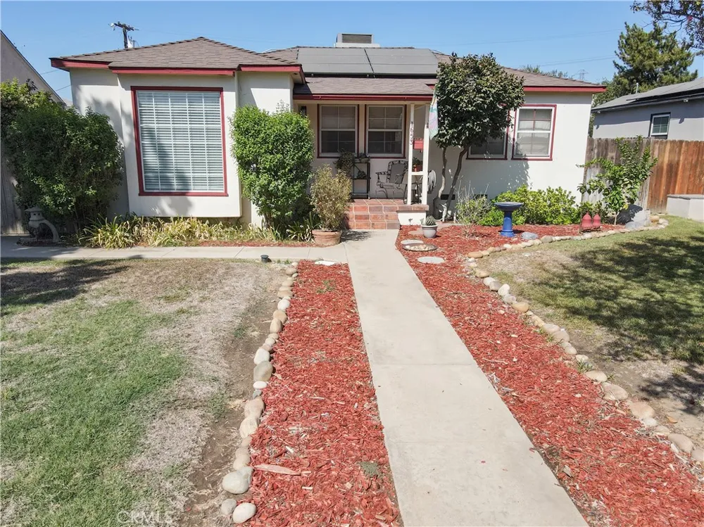 1653 Olive Street Bakersfield, CA 93301