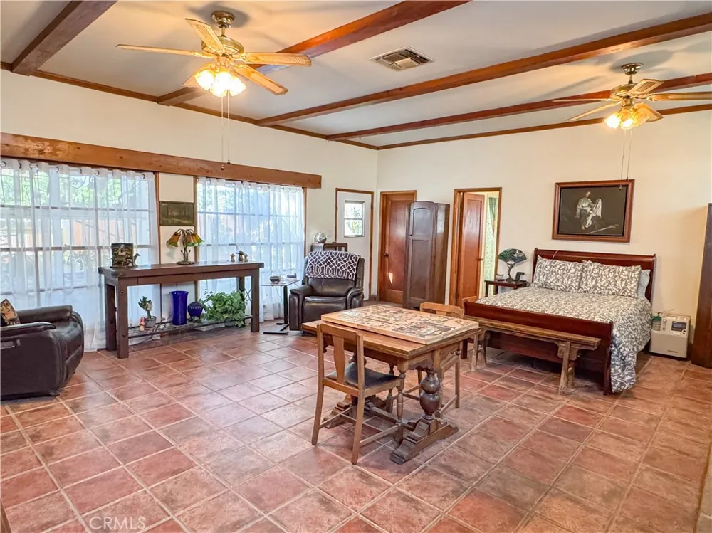 1653 Olive Street Bakersfield, CA 93301