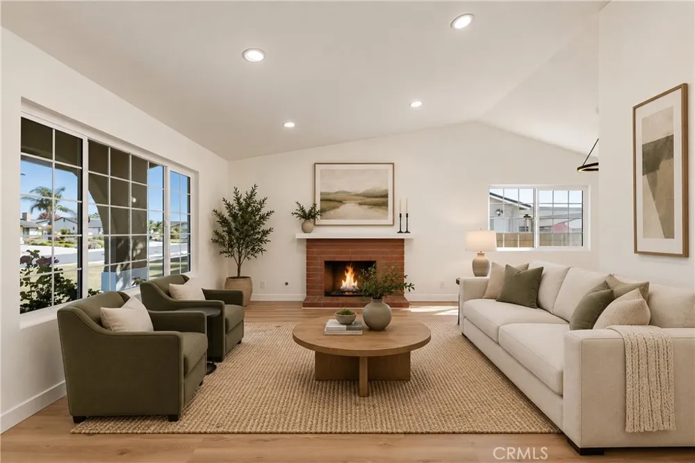 3407 Lucero La Verne, CA 91750
