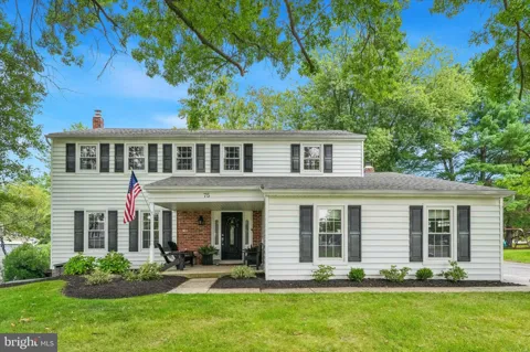 75 BAYBERRY LANE