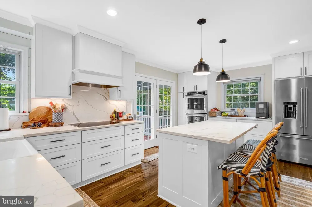 9305 REEF COURT Alexandria, VA 22309