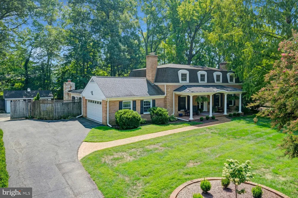 9305 REEF COURT Alexandria, VA 22309