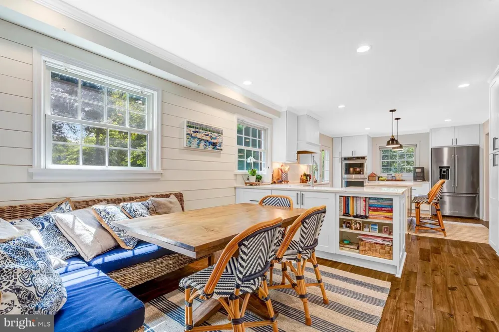 9305 REEF COURT Alexandria, VA 22309