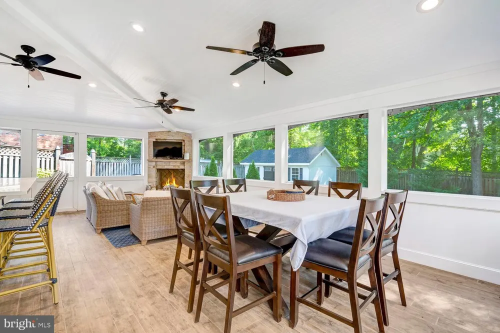 9305 REEF COURT Alexandria, VA 22309