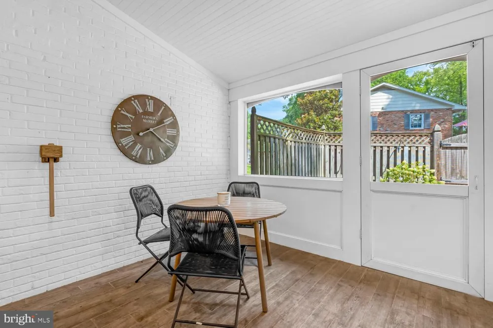 9305 REEF COURT Alexandria, VA 22309