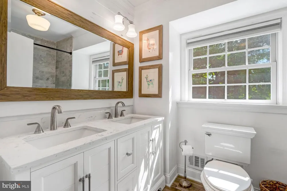 9305 REEF COURT Alexandria, VA 22309