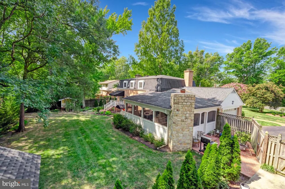 9305 REEF COURT Alexandria, VA 22309