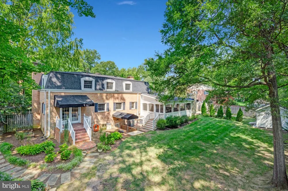 9305 REEF COURT Alexandria, VA 22309