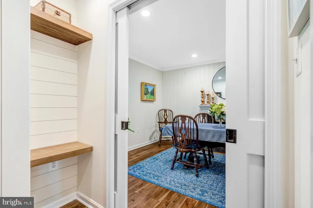 9305 REEF COURT Alexandria, VA 22309