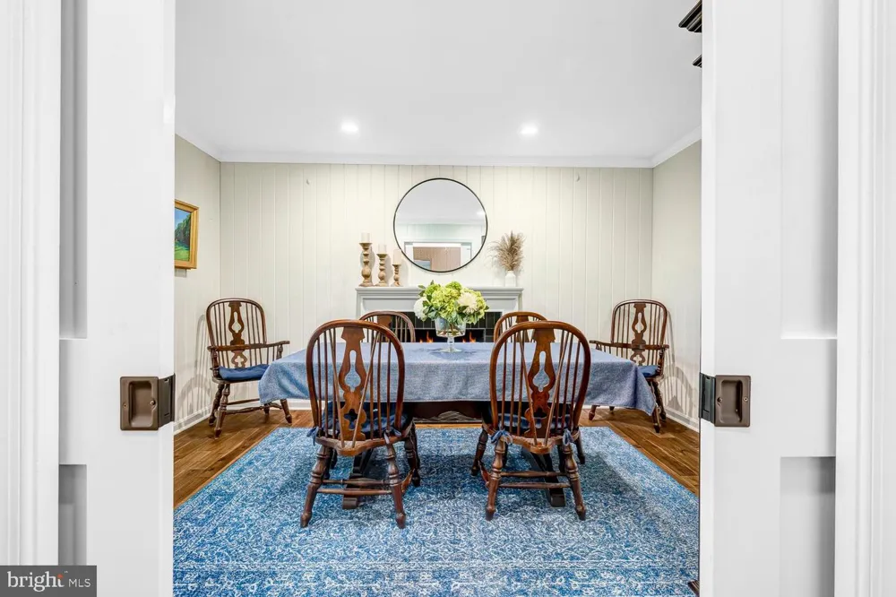 9305 REEF COURT Alexandria, VA 22309