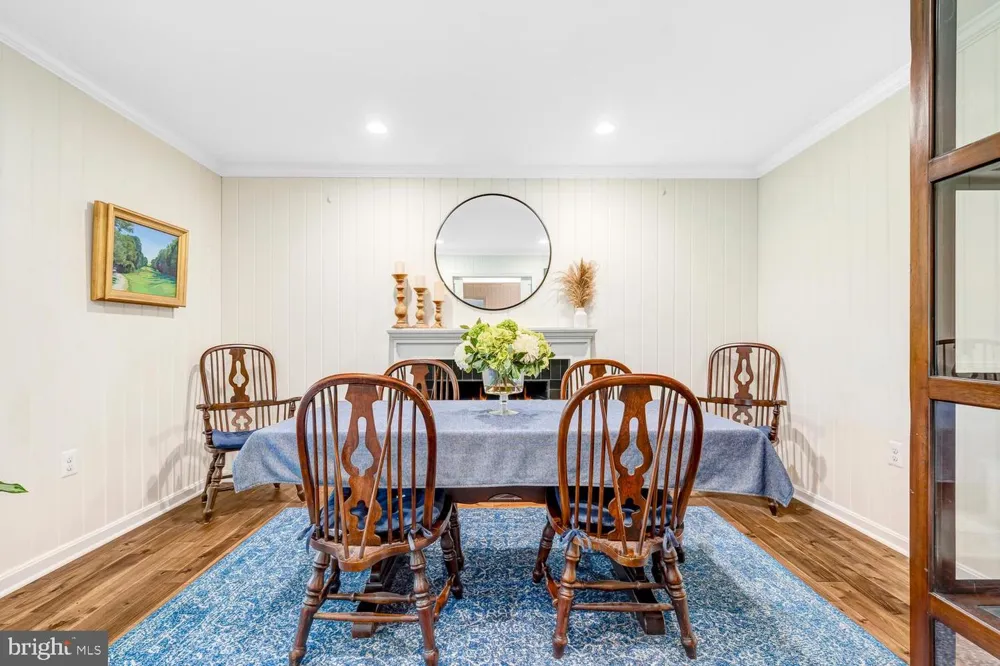 9305 REEF COURT Alexandria, VA 22309