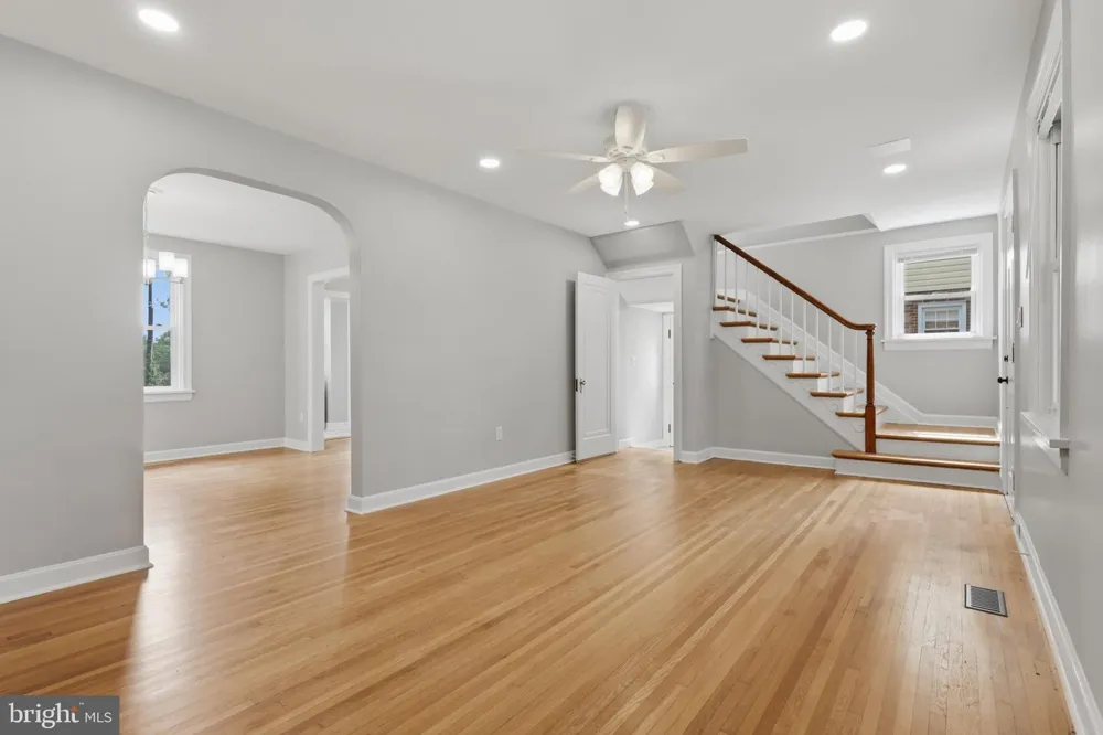 224 E IRVIN AVENUE Hagerstown, MD 21742