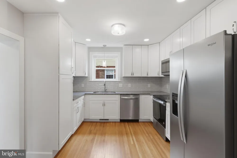 224 E IRVIN AVENUE Hagerstown, MD 21742