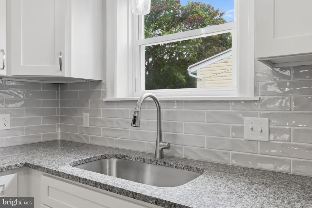 224 E IRVIN AVENUE Hagerstown, MD 21742