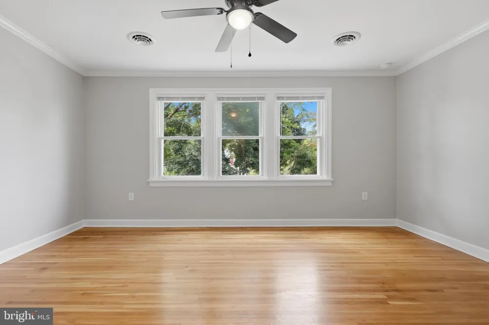 224 E IRVIN AVENUE Hagerstown, MD 21742