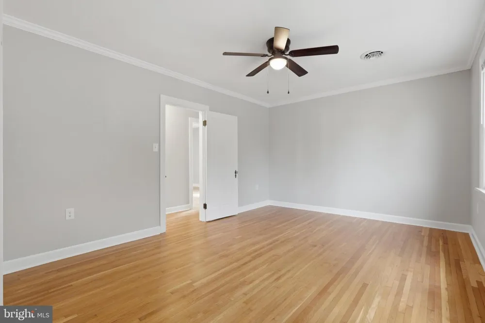 224 E IRVIN AVENUE Hagerstown, MD 21742