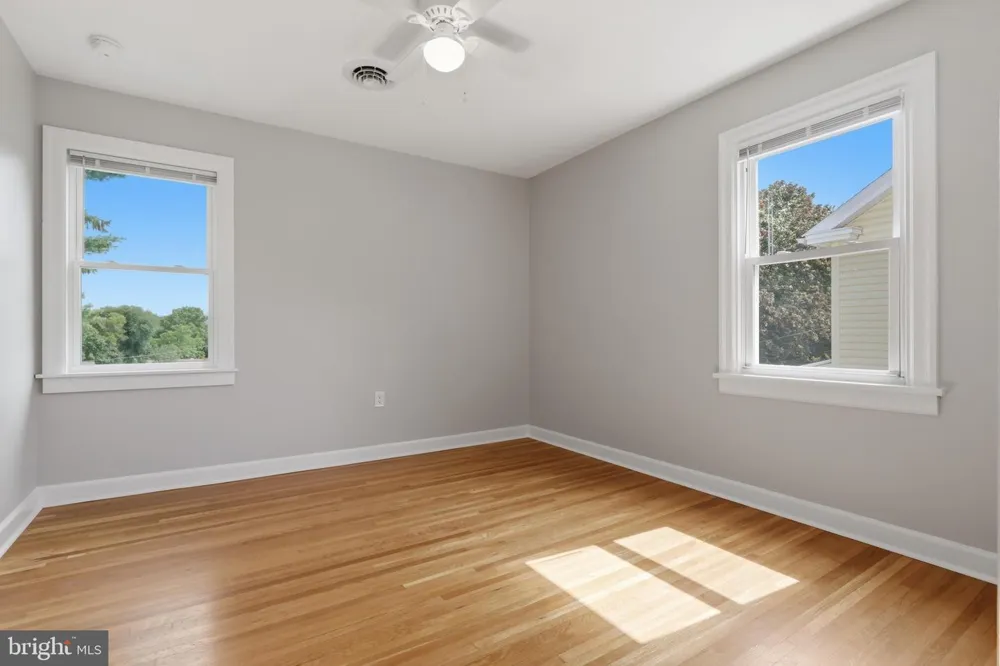 224 E IRVIN AVENUE Hagerstown, MD 21742