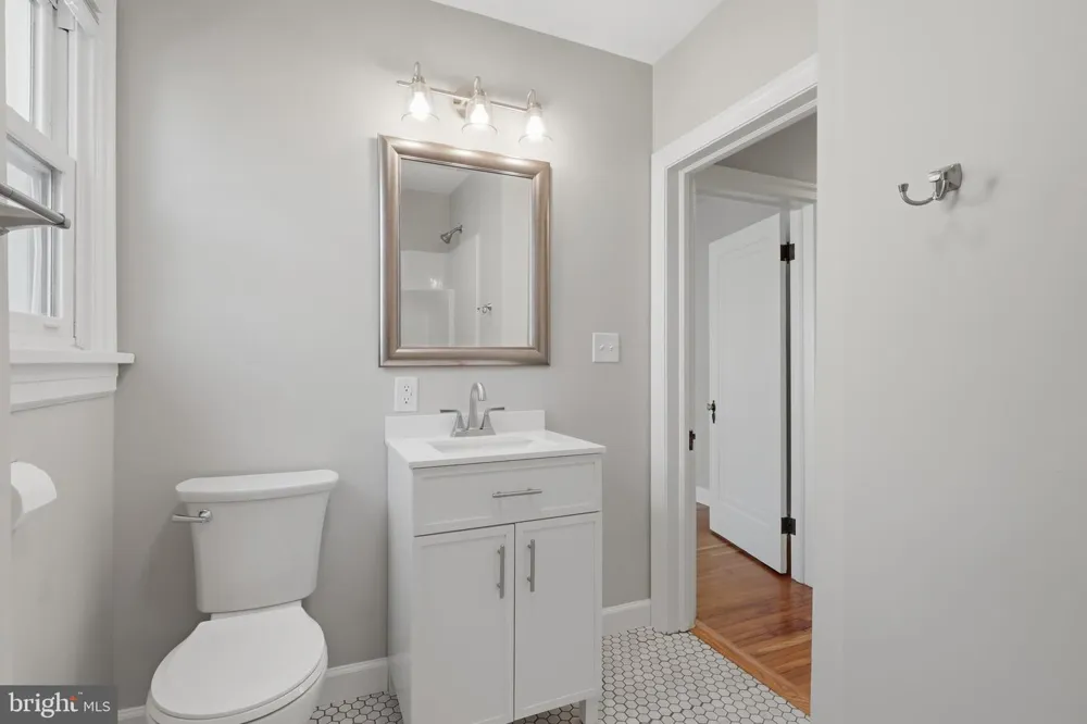 224 E IRVIN AVENUE Hagerstown, MD 21742