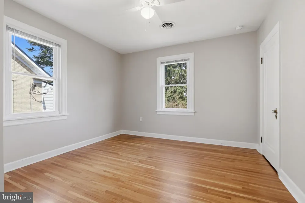 224 E IRVIN AVENUE Hagerstown, MD 21742