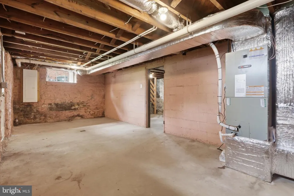 224 E IRVIN AVENUE Hagerstown, MD 21742