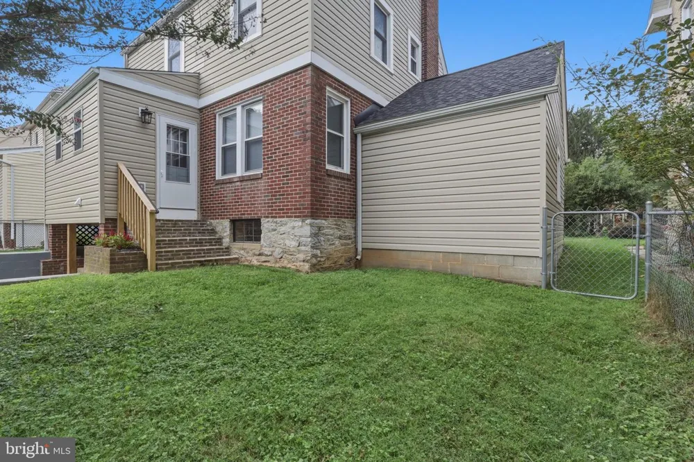 224 E IRVIN AVENUE Hagerstown, MD 21742