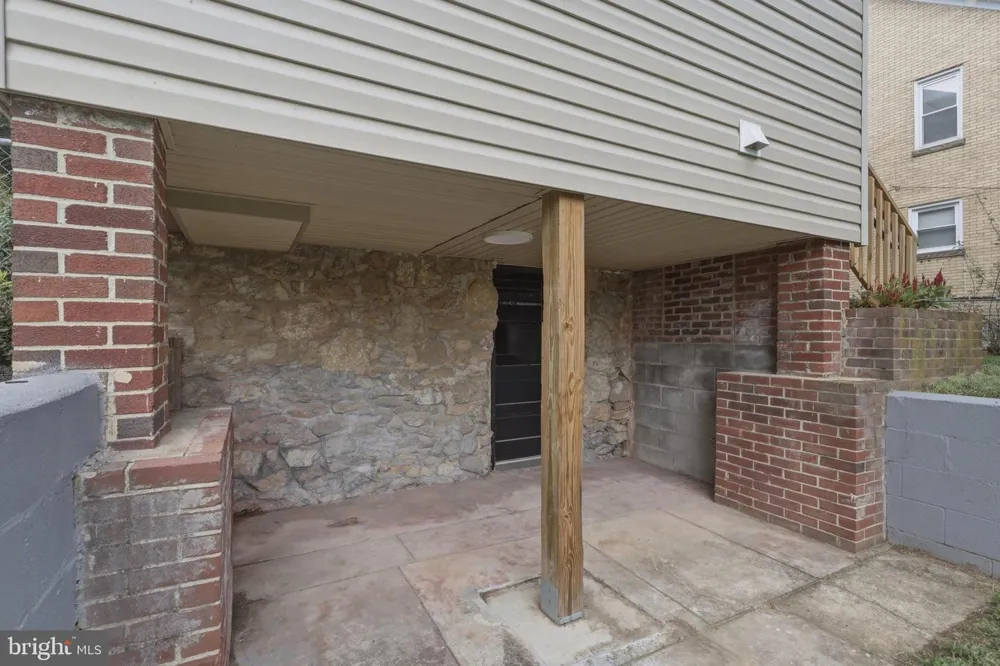 224 E IRVIN AVENUE Hagerstown, MD 21742