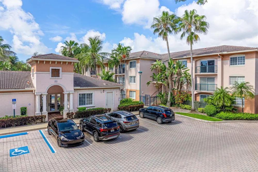 2009 SE 10TH AVENUE #309 Fort Lauderdale, FL 33316