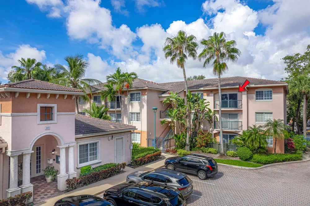 2009 SE 10TH AVENUE #309 Fort Lauderdale, FL 33316