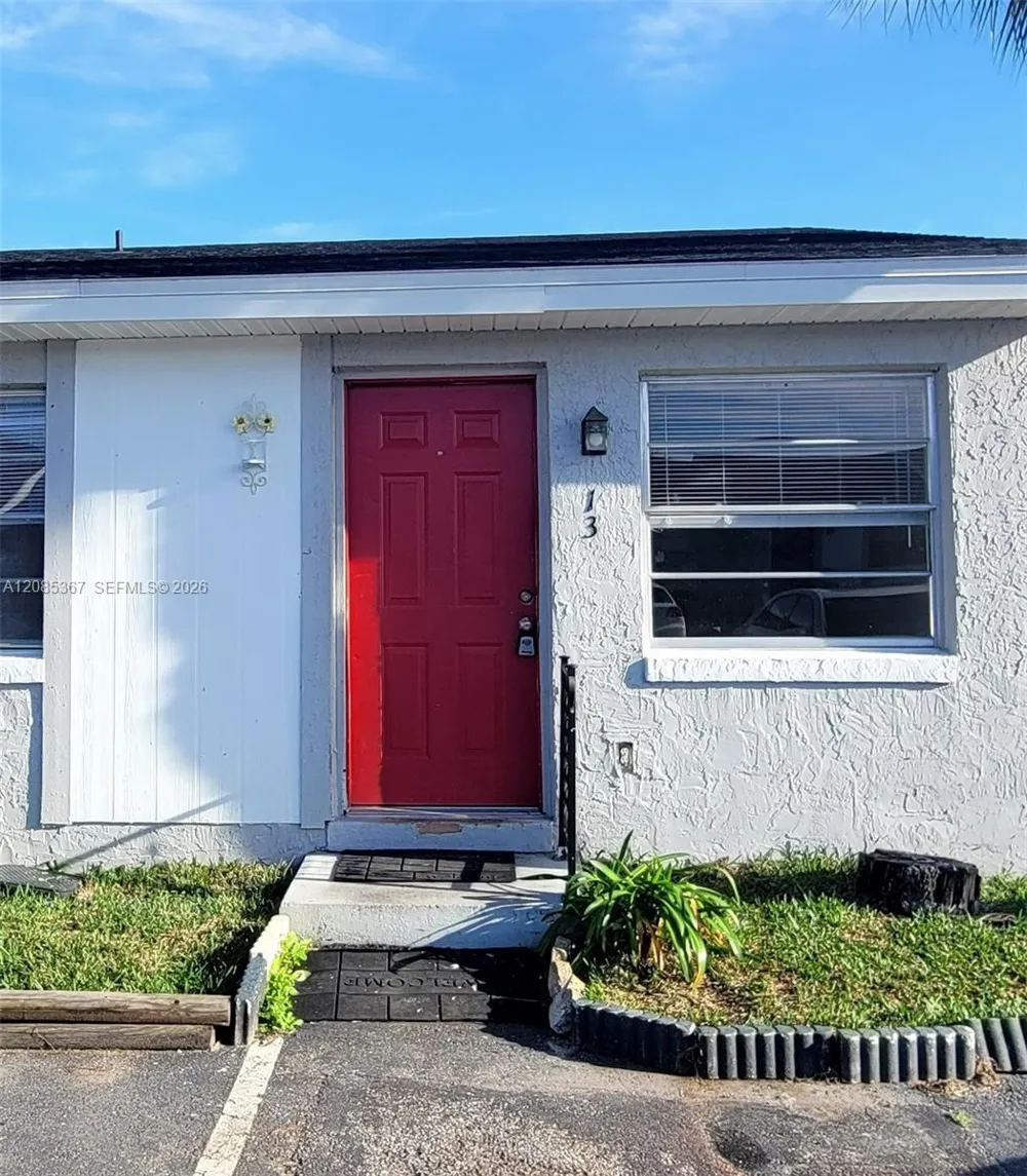 13 LAKE VILLA WAY #13 Other City - In The State Of Florida, FL 34743