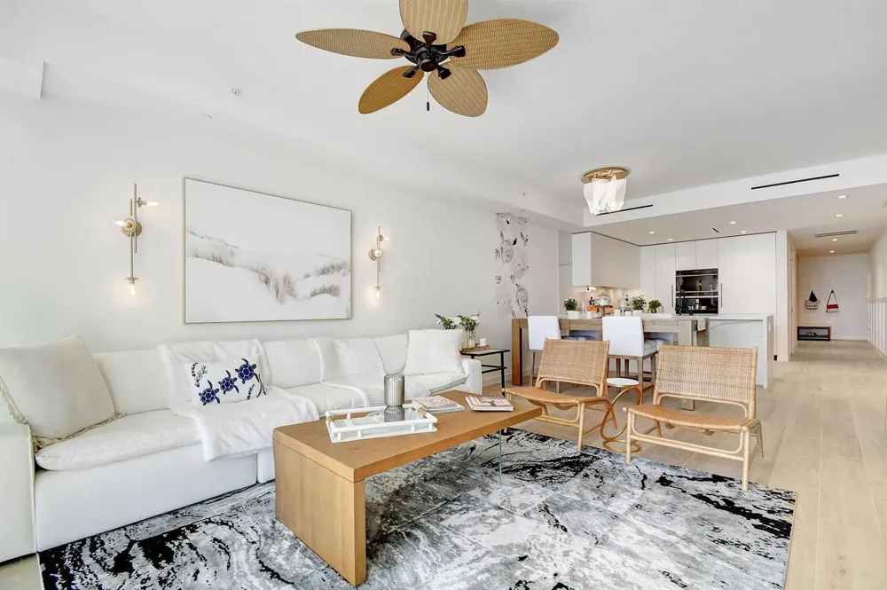 1116 OCEAN BOULEVARD #303 Pompano Beach, FL 33062