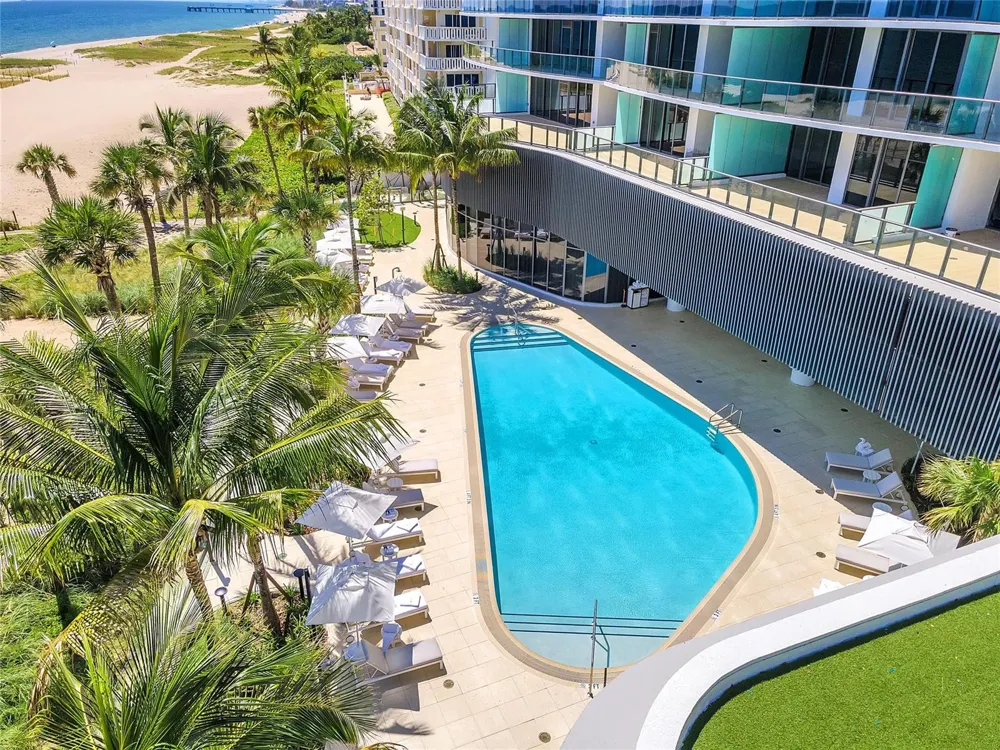 1116 OCEAN BOULEVARD #303 Pompano Beach, FL 33062
