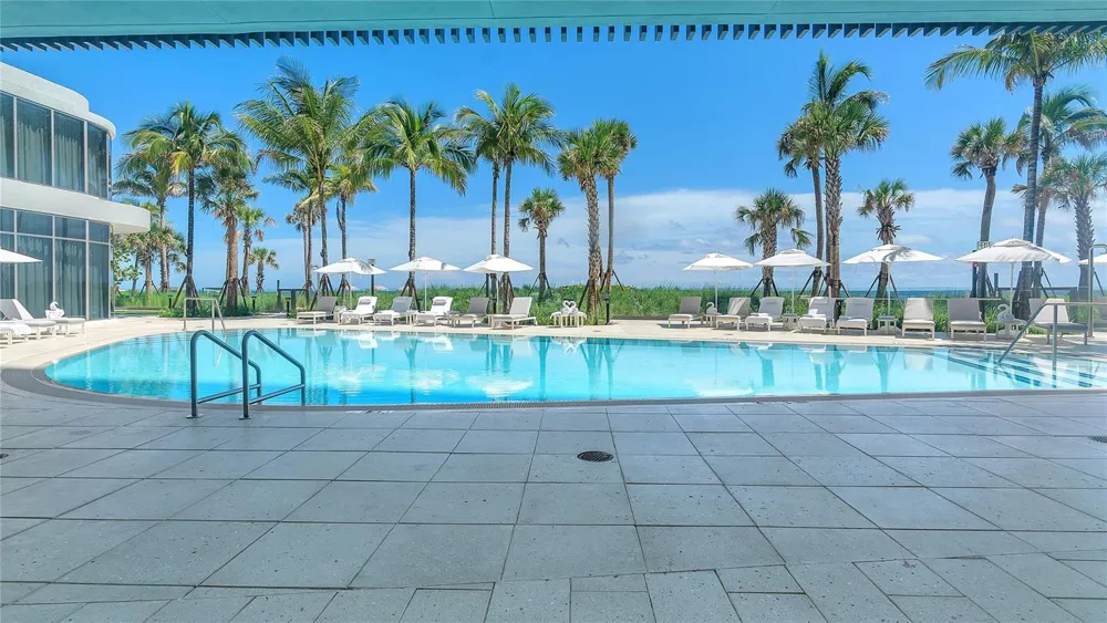 1116 OCEAN BOULEVARD #303 Pompano Beach, FL 33062