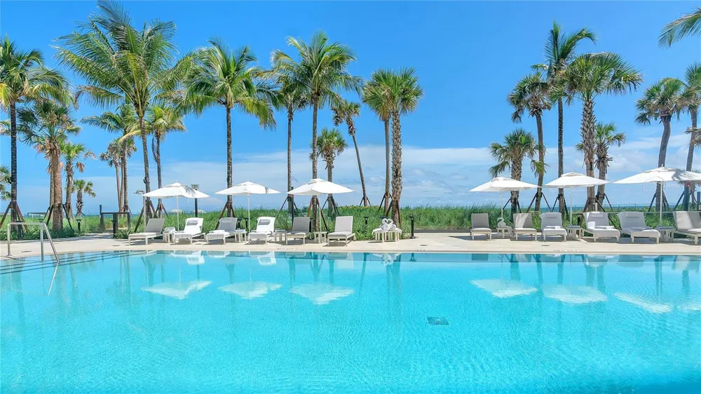 1116 OCEAN BOULEVARD #303 Pompano Beach, FL 33062