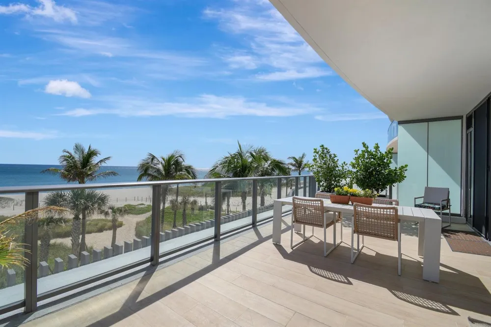 1116 OCEAN BOULEVARD #303 Pompano Beach, FL 33062