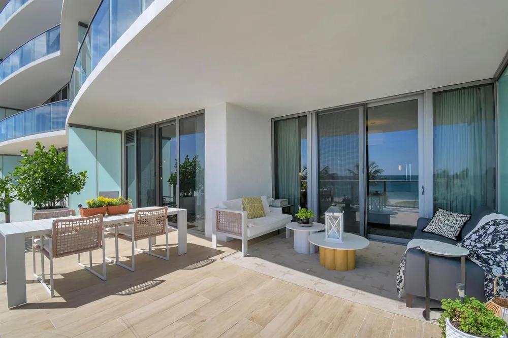 1116 OCEAN BOULEVARD #303 Pompano Beach, FL 33062
