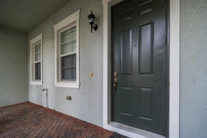 948 NW 18th Avenue Boca Raton, FL 33486