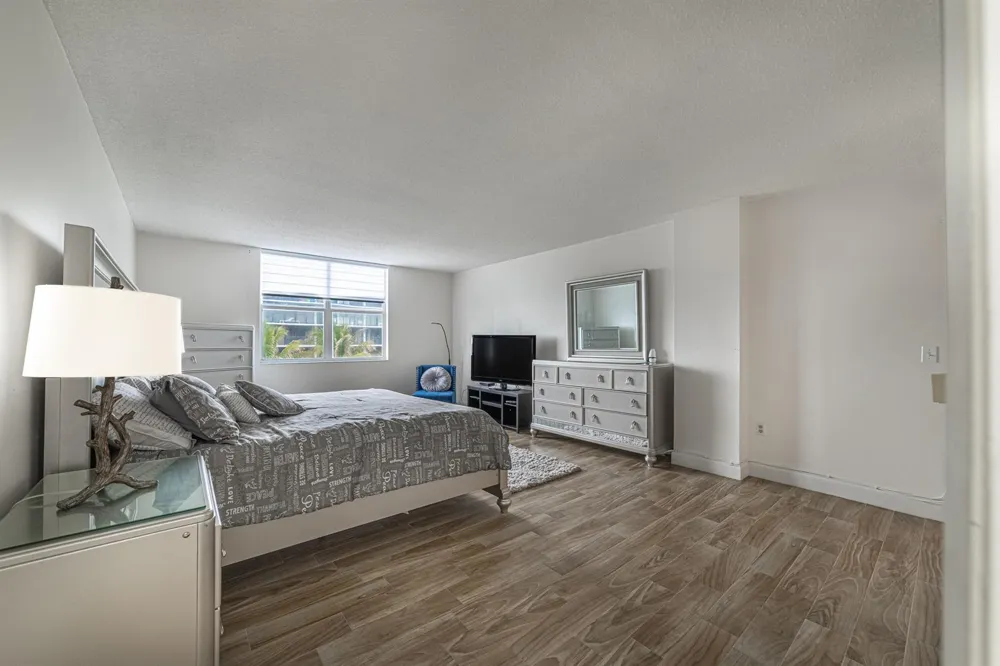 3450 S Ocean Boulevard #401 Palm Beach, FL 33480