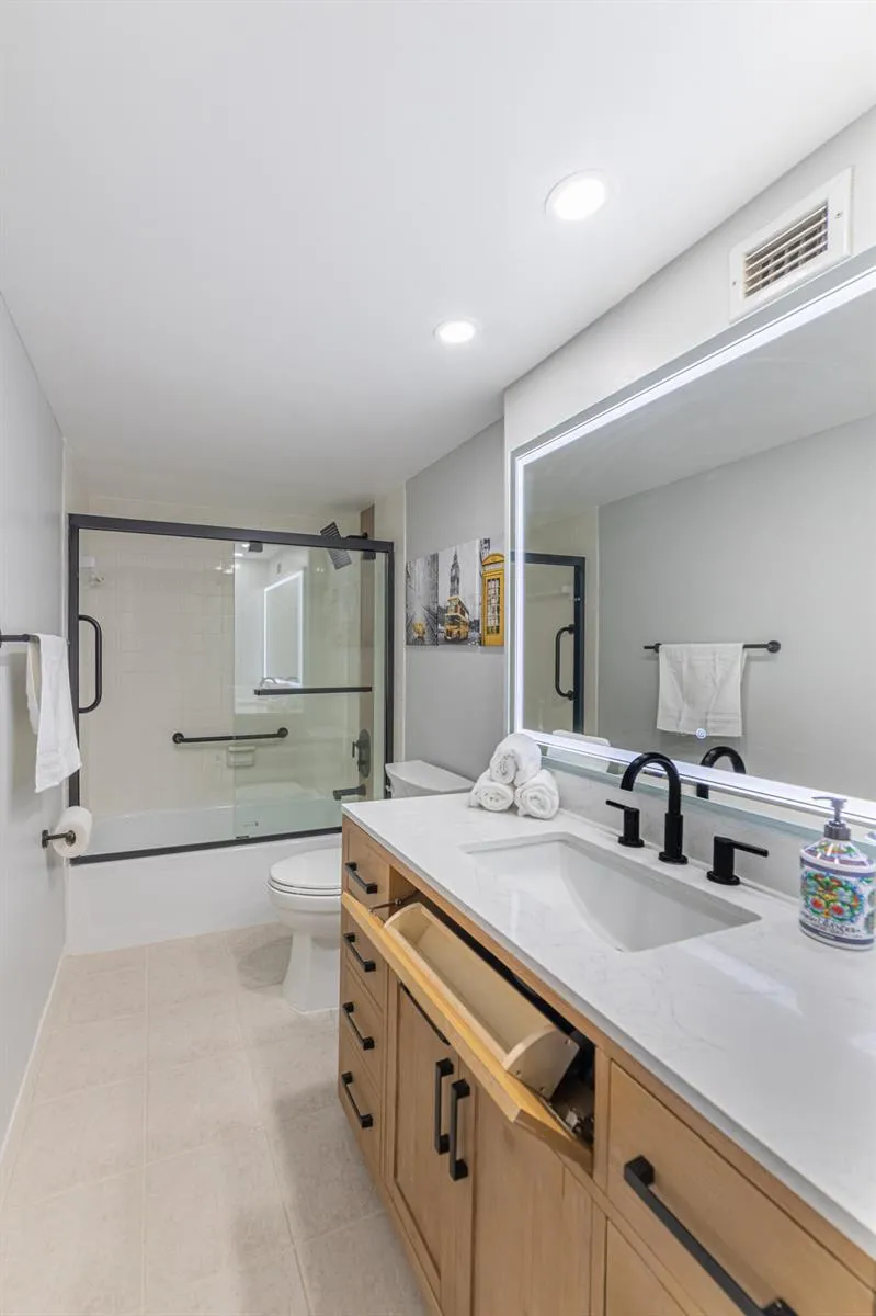 3450 S Ocean Boulevard #401 Palm Beach, FL 33480